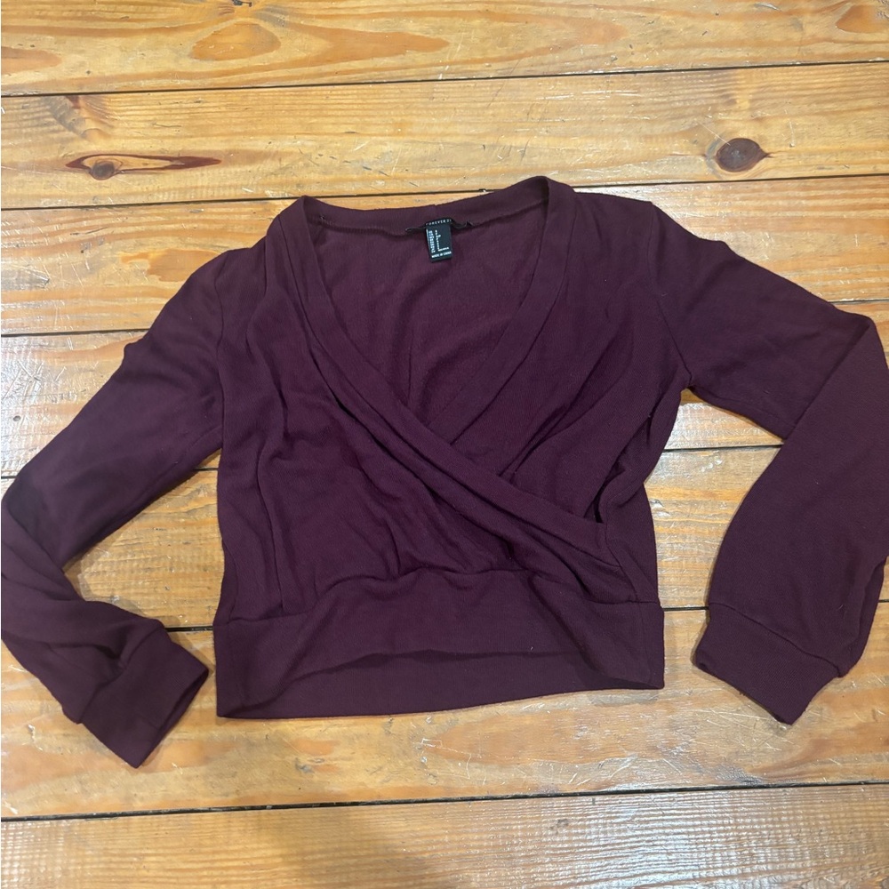 (696) +MAROON SWEATER TOP